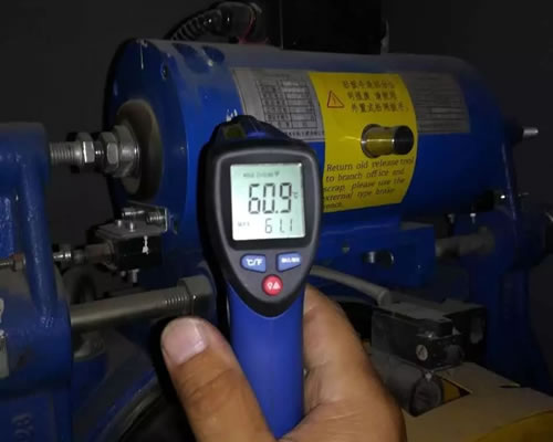 夏天電梯機(jī)房溫度